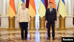 Ангела Меркель и Владимир Зеленский.