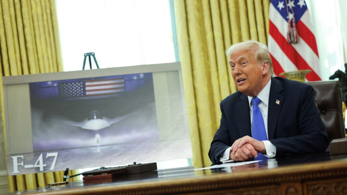 Трамп заявив, що «було б чудово зупинити» війну РФ проти України Трамп заявив, що «було б чудово зупинити» війну РФ проти України