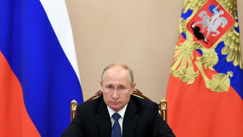 «Proyekt»: Putin vaqti-vaqti bilan Sochidagi yashirin ofisidan ishlaydi