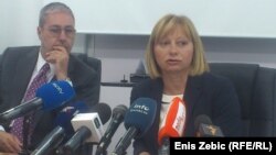 Mladen Cerovac i Olgica Spevec na konferenciji za novinare u Zagrebu, 19. lipanj 2013.