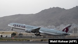 پرواز یک طیاره‌ی قطری حین انتقال برخی افغان‌ها و اتباع خارجی از میدان هوایی کابل