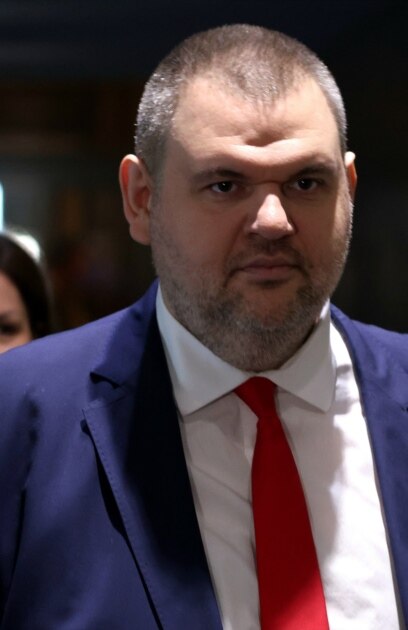 ДПС Ново Начало на санкционирания за корупция Делян Пеевски ще