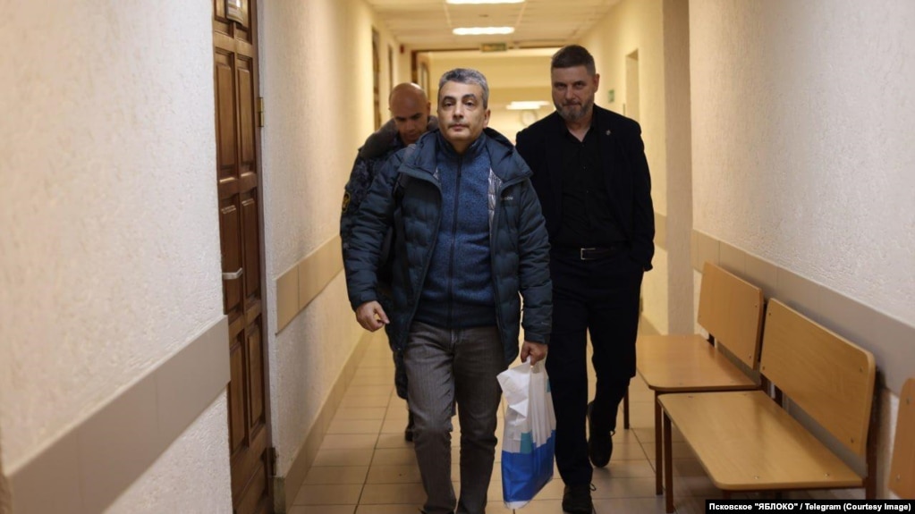 Лев Шлосберг в Псковском городском суде