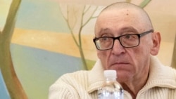 Аляксандар Фядута пасьля вызваленьня ў сьнежні 2025 году. Ілюстрацыйнае фота