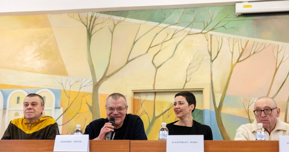 ბელარუსში გათავისუფლებულმა პოლიტპატიმრებმა უკრაინაში პრესკონფერენცია გამართეს