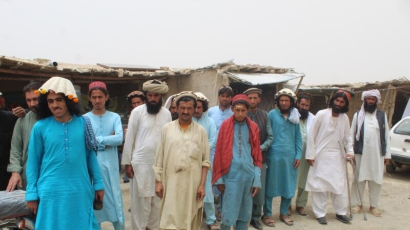 خوست میشتې وزیرستاني کډوال: د طالبانو حکومت  مرستې نه راسره کوي