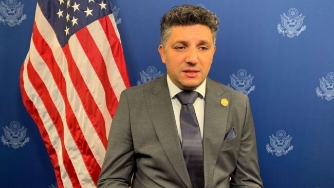  Елвис Шаќири - образованието на Ромите останува предизвик