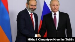Nikol Pashinian və Vladimir Putin, 14 may 2018