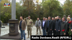 Бородай на одному з заходів разом з Сурковим та Олексанром Захарченком (невдовзі загинув у Донецьку)