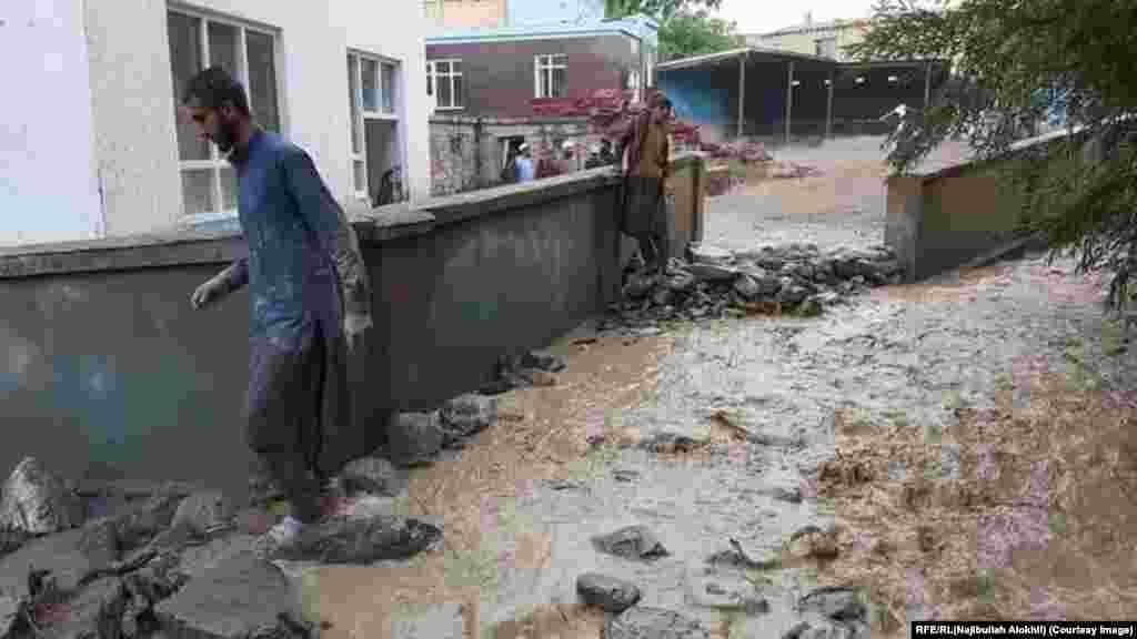 Walking in some areas was still difficult in Maidan Wardak Province.