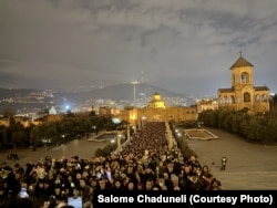 საქართველოს პატრიარქის, ილია მეორის სამოქალაქო პანაშვიდი სამების ტაძარში