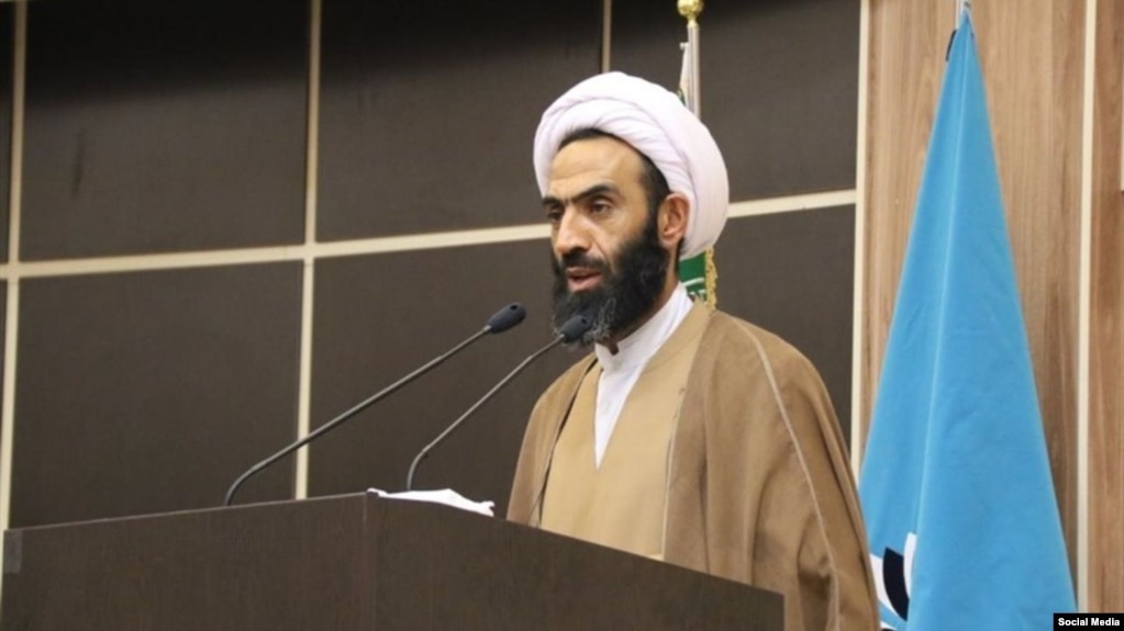 محمدتقی نقدعلی، حرکت عمامه‌پرانی را که طی هفته‌های اخیر از سوی معترضان در ایران انجام می‌شود، «توطئه شیاطین» دانست