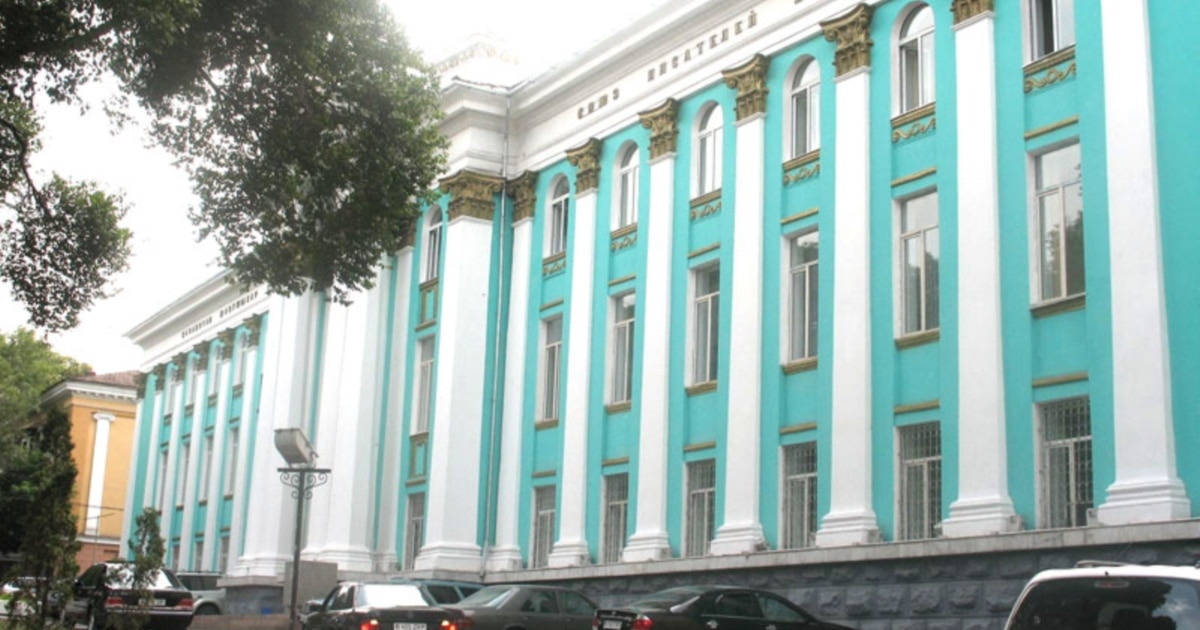 Орыс порносы жыныстық қатынас кезінде айтылады.