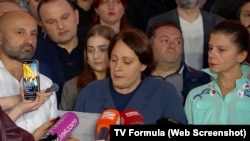 ეს გადაწყვეტილება რვა პარტიის შეთანხმებას მოჰყვა - მათ ერთობლივი განცხადება გააკეთეს.