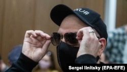Kirill Serebrennikov așteaptă verdictul tribunalului din districtul Meschanski din Moscova, 26 iunie 2020