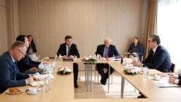 Takimi midis kryeministrit të Kosovës, Albin Kurti, dhe presidentit të Serbisë, Aleksandar Vuçiq, në qershor të vitit 2021. 