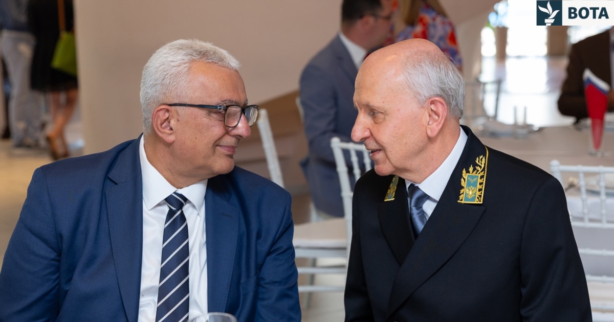 Rrymat euroatlantike ftohin marrëdhëniet midis Moskës dhe Podgoricës