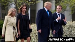مکرون، ترامپ، ملانیا ترامپ و بریژیت مکرون در واشینگتن