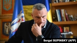 Кличко оголосив свою промову. Депутати своїх запитань йому не ставили