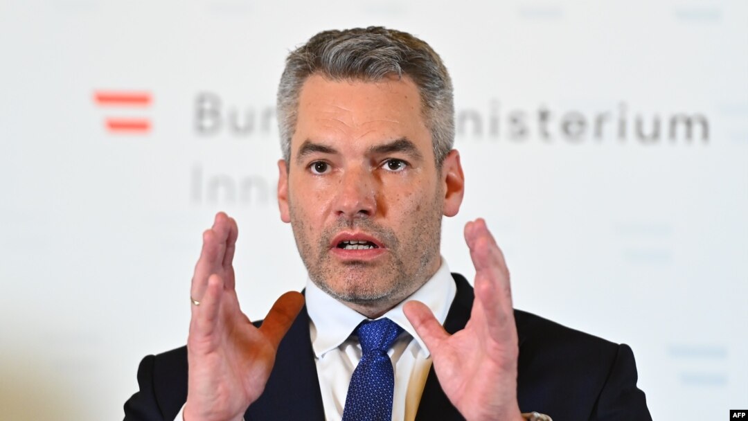 Karl Nehammer, cancelarul Austriei, susține că motivele pentru care Viena a respins în 2022 aderarea la spațiul Schengen a României și Bulgariei sunt valabile și în prezent. 