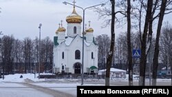 Церковь иконы Божией Матери "Взыскание погибших", где служат панихиды по воинам, павшим на Невском пятачке