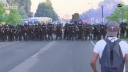 АҚШдаги намойишлар нафақат зўравонлик ва талон-торож, балки бирдамлик ва тинчлик чақириқлари фонида ўтмоқда