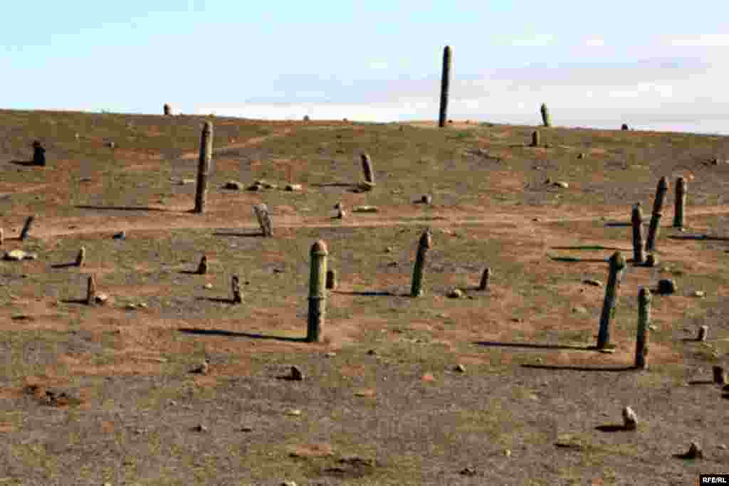 Local residents tell RFE/RL that unknown visitors have been removing or destroying the tombstones, possibly because of Islamic laws prohibiting any representation of the human form. 