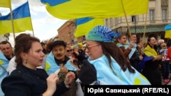 Варшава. Митинг в поддержку крымских татар