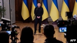 Ukrajinski predsjednik Volodimir Zelenski govori tokom sastanka savjetnika za nacionalnu sigurnost u Kijevu 3. januara.