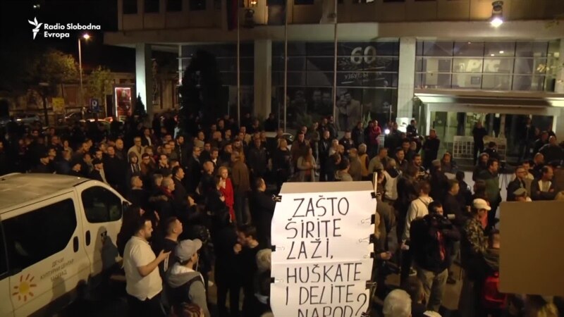 Bez susreta Vučića i demonstranata ispred RTS-a