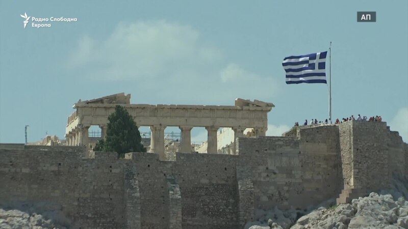 Грција излезе од кризата, тешкотиите доаѓаат