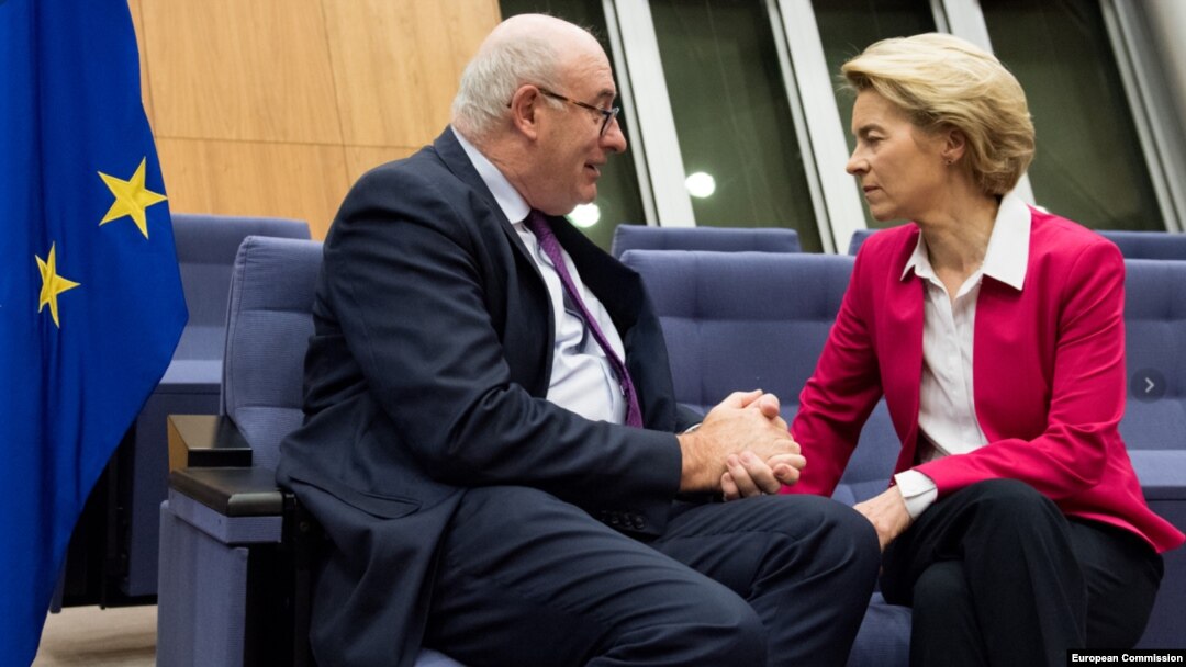 Phil Hogan i Ursula von der Leyen 