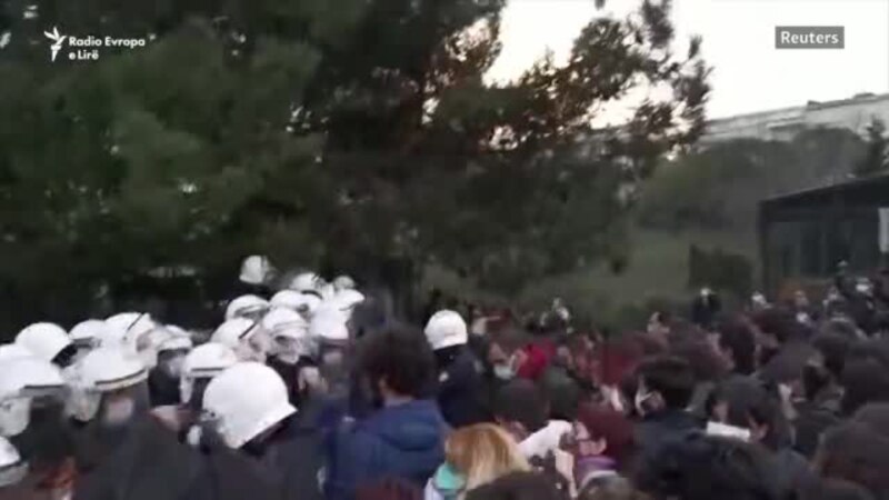 Protesta e studentëve në Turqi