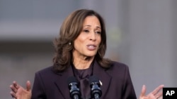 Kamala Harris u obraćanju pristalicama u kampusu Univerziteta Howard u Washingtonu nakon poraza na predsjedničkim izborima, 6. novembra 2024.