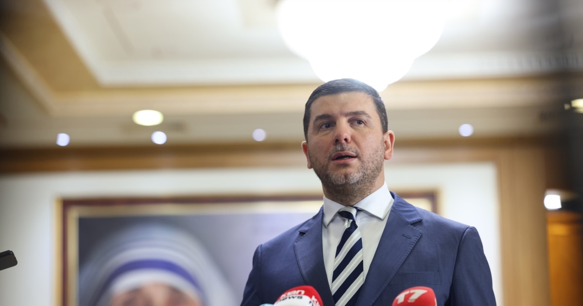 Krasniqi rizgjidhet kryetar i PDK së