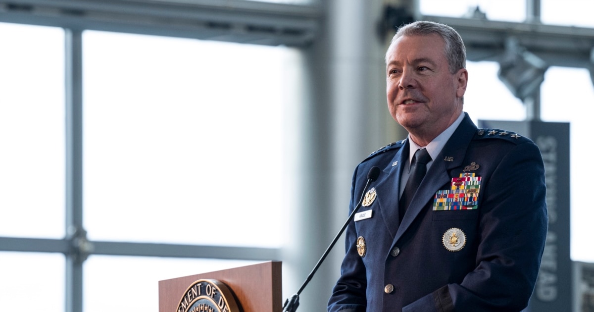 სამსახურიდან დაითხოვეს აშშ-ის თავდაცვის სამინისტროს დაზვერვის სააგენტოს ხელმძღვანელი