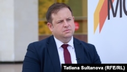 Стивен Даути