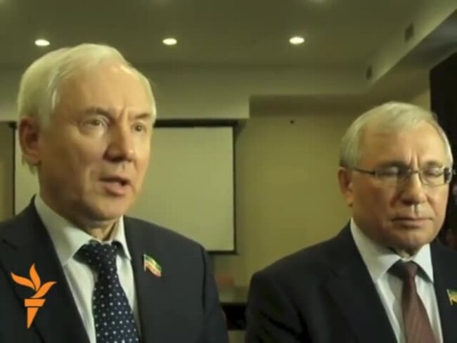 Ринат Закиров: "Кырымда халыкларның урамга чыгуы яхшыга китермәячәк"