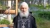 Бывший духовник Поклонской проклинал власти и отрицал коронавирус. Теперь он «захватил» монастырь