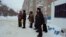 Пенсионеры в Чебоксарах ждут, когда подвезут дешевое молоко 