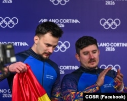 Mihai Tentea (în dreapta) și George Iordache.