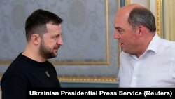 Прэзыдэнт Украіны Ўладзімір Зяленскі і міністар абароны Вялікай Брытаніі Бэн Уолес