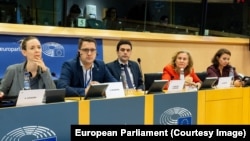 Europarlamentarii au întrebat reprezentanții TikTok despre cum a fost posibilă o campanie de influență precum cea care l-a promovat pe Călin Georgescu. Ei nu au fost satisfăcuți de răspunsurile primite.