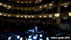Dok sirene odjekuju opera u Lvivu ne prestaje