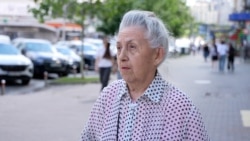 'Really Bad News': Kyiv Residents React To US Decision To Cut Weapons Shipments