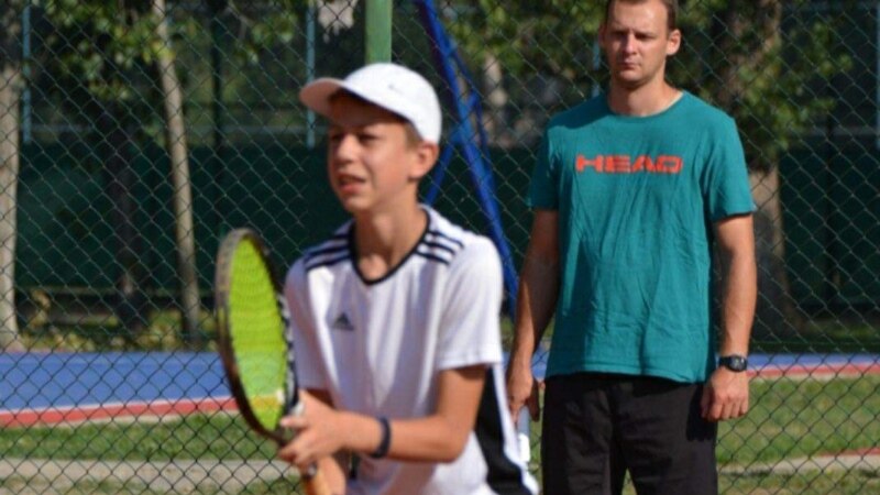 Mladi teniser Filip Pavić između Kosova i Srbije