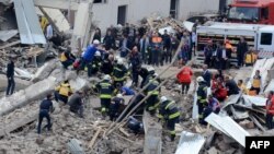 На місці вибуху в Діябакирі, Туреччина, 11 квітня 2017 року