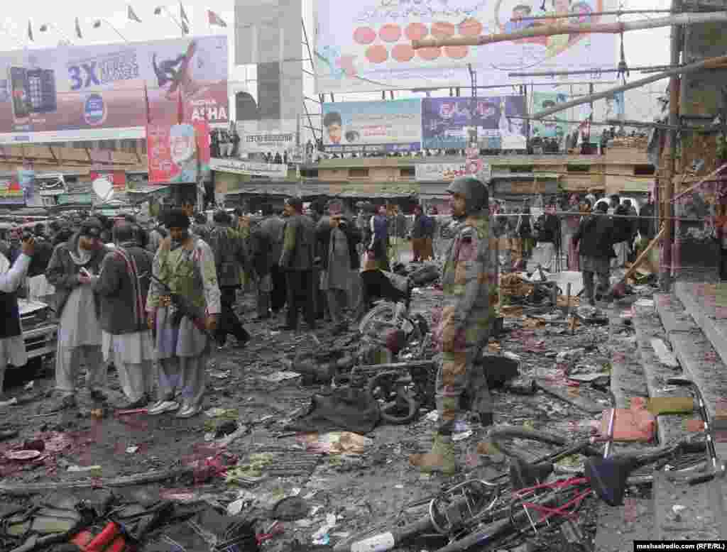 Paksiatn: Quetta explosions shutter down in the city.11JAN2013