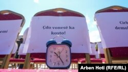 Protesta e shoqërisë civile kundër ngërçit në Kuvendin e Kosovës. Prishtinë, më 27 maj 2025.