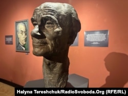 Скульптура у бронзі Борис Возницький авторства Еманула Миська